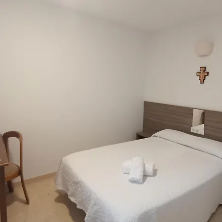 Hospederia Santa Maria Do Mar Albergue *
